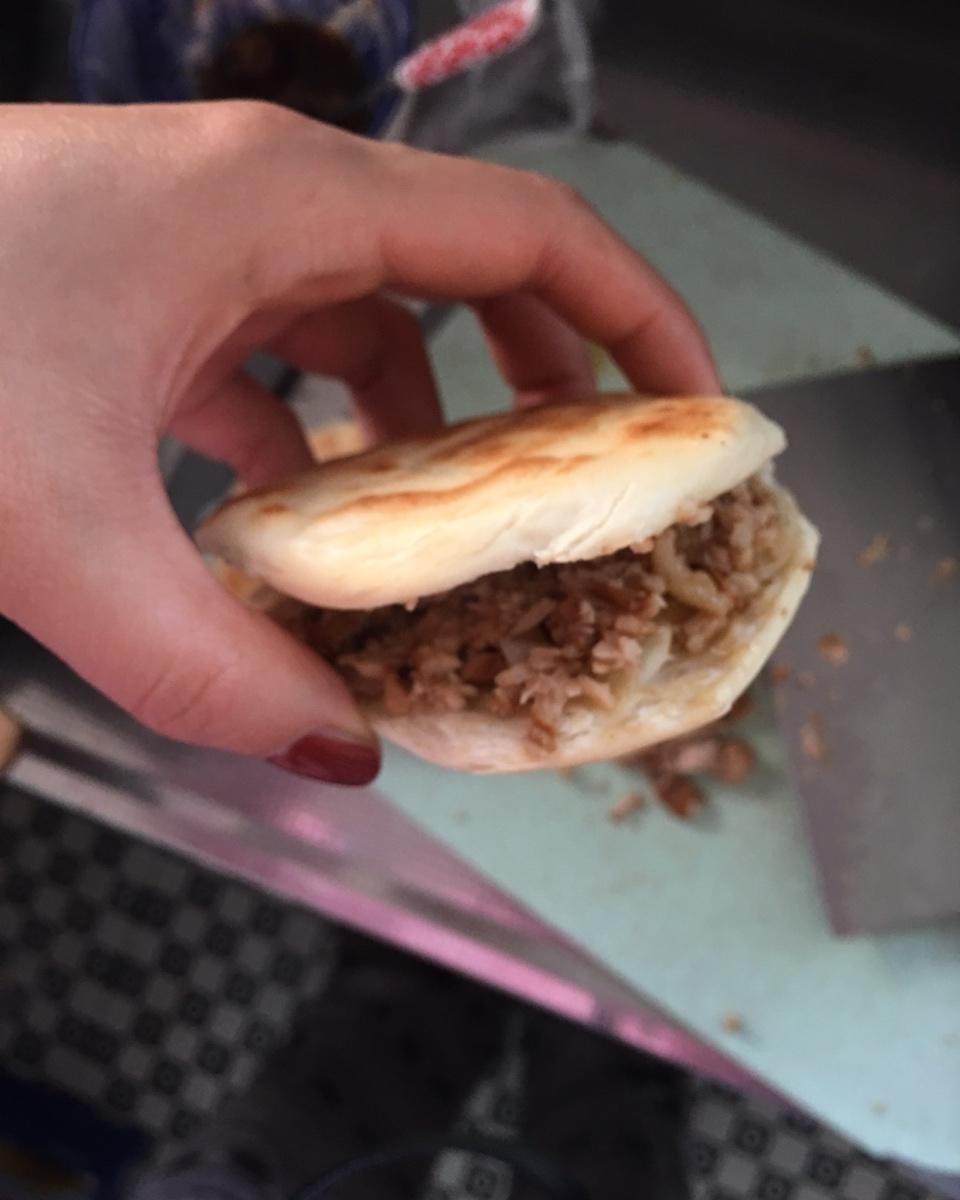 肉夹馍(白吉馍的制作)