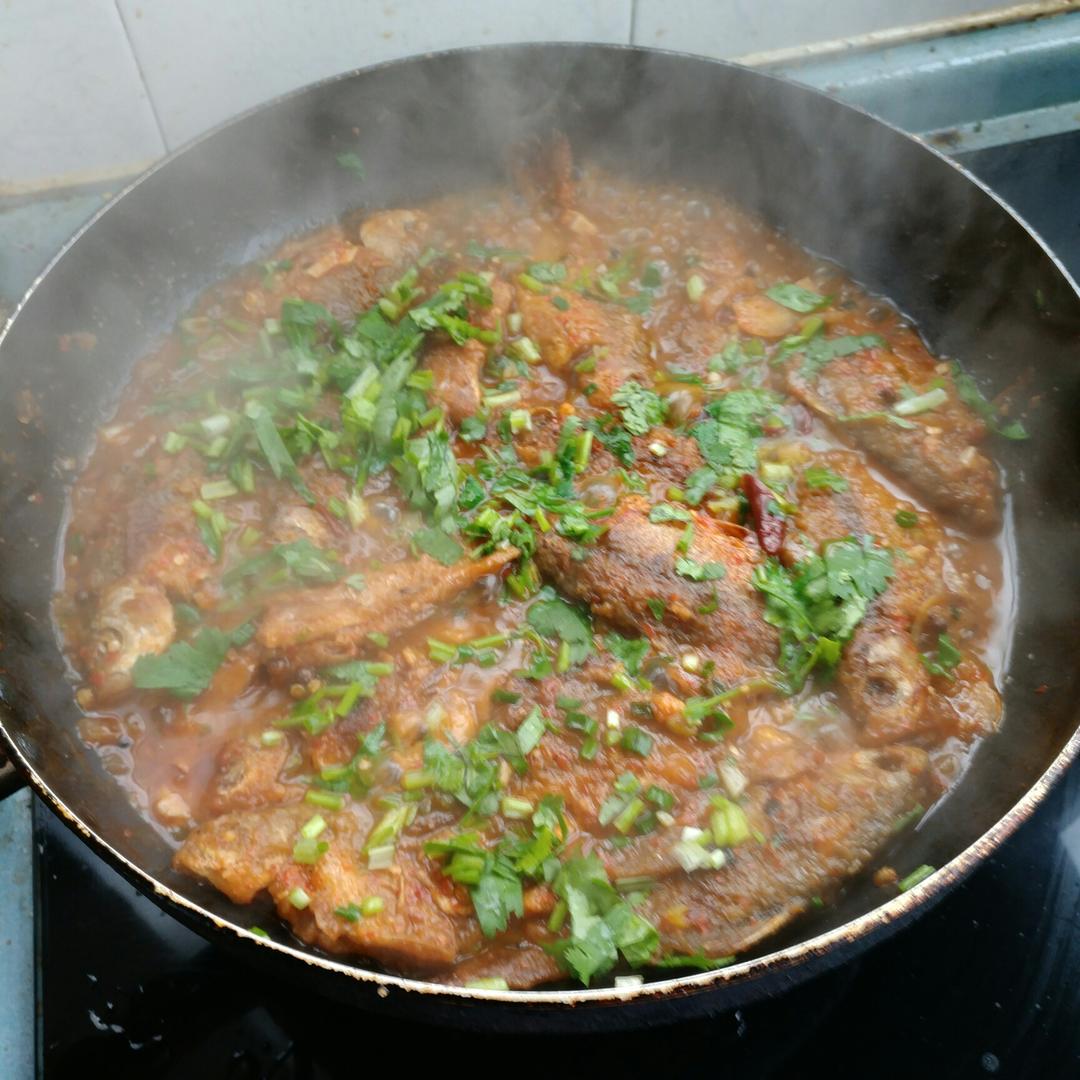 红烧小鯽鱼的做法