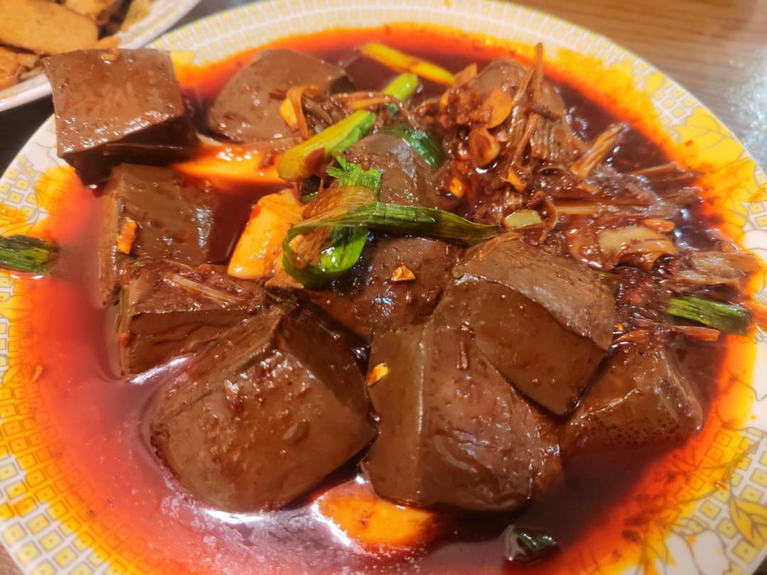 鸭血豆腐