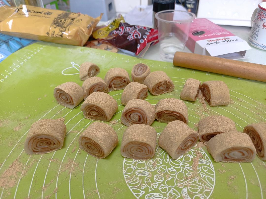 啉小兔の 豆面卷          (づ｡◕‿‿◕｡)づ