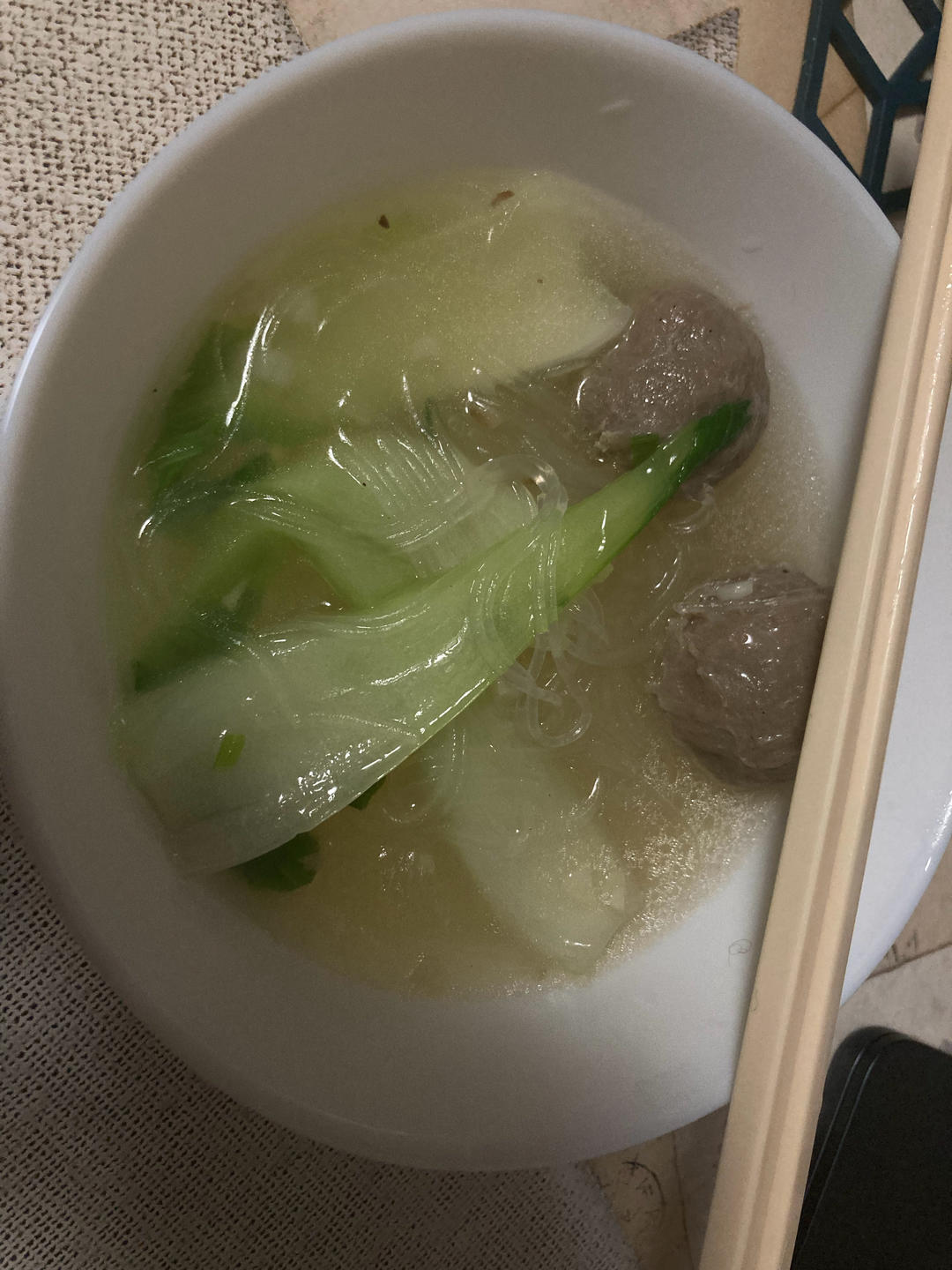 无敌好吃的牛肉丸粉丝汤