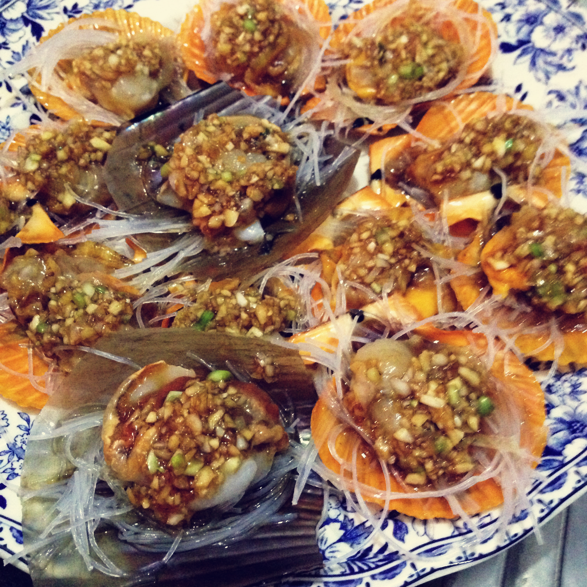 蒜蓉粉丝蒸扇贝