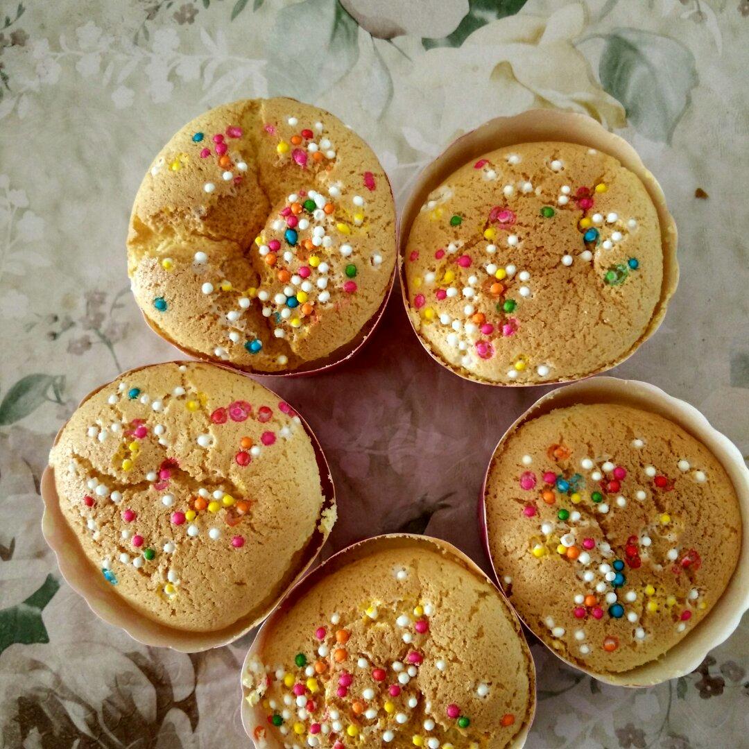 烤箱做蛋糕（戚风蛋糕的做法）