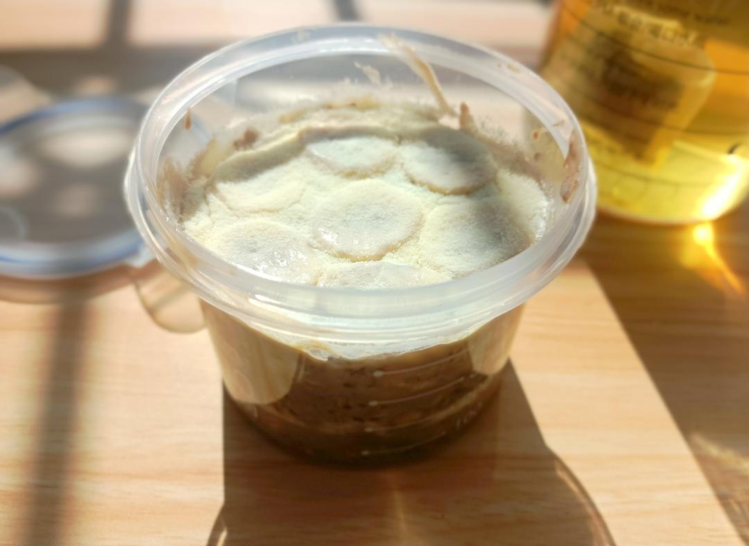 黑咖乳酸菌燕麦杯｜好吃到停不下来