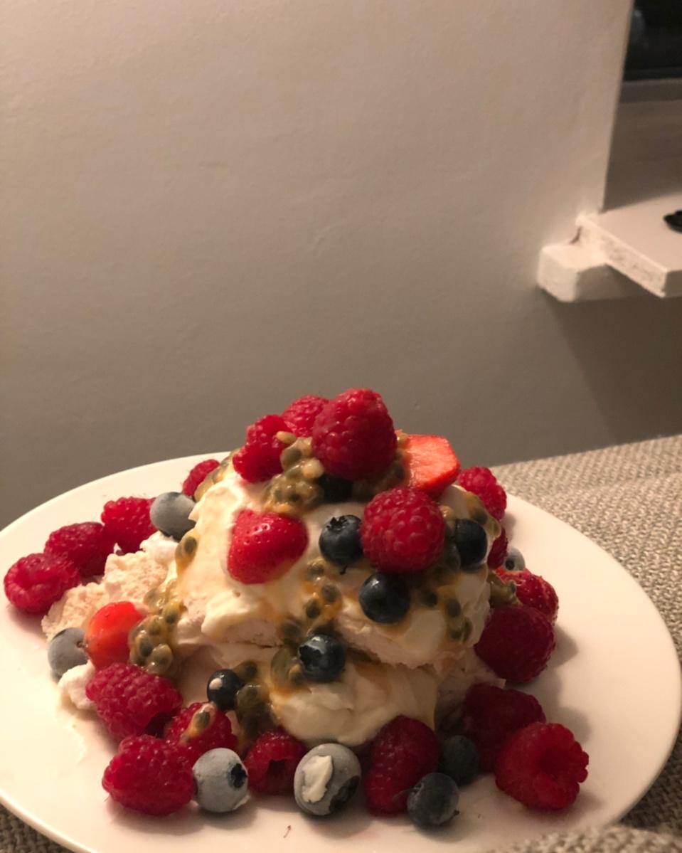 Pavlovas 奶油蛋白饼
