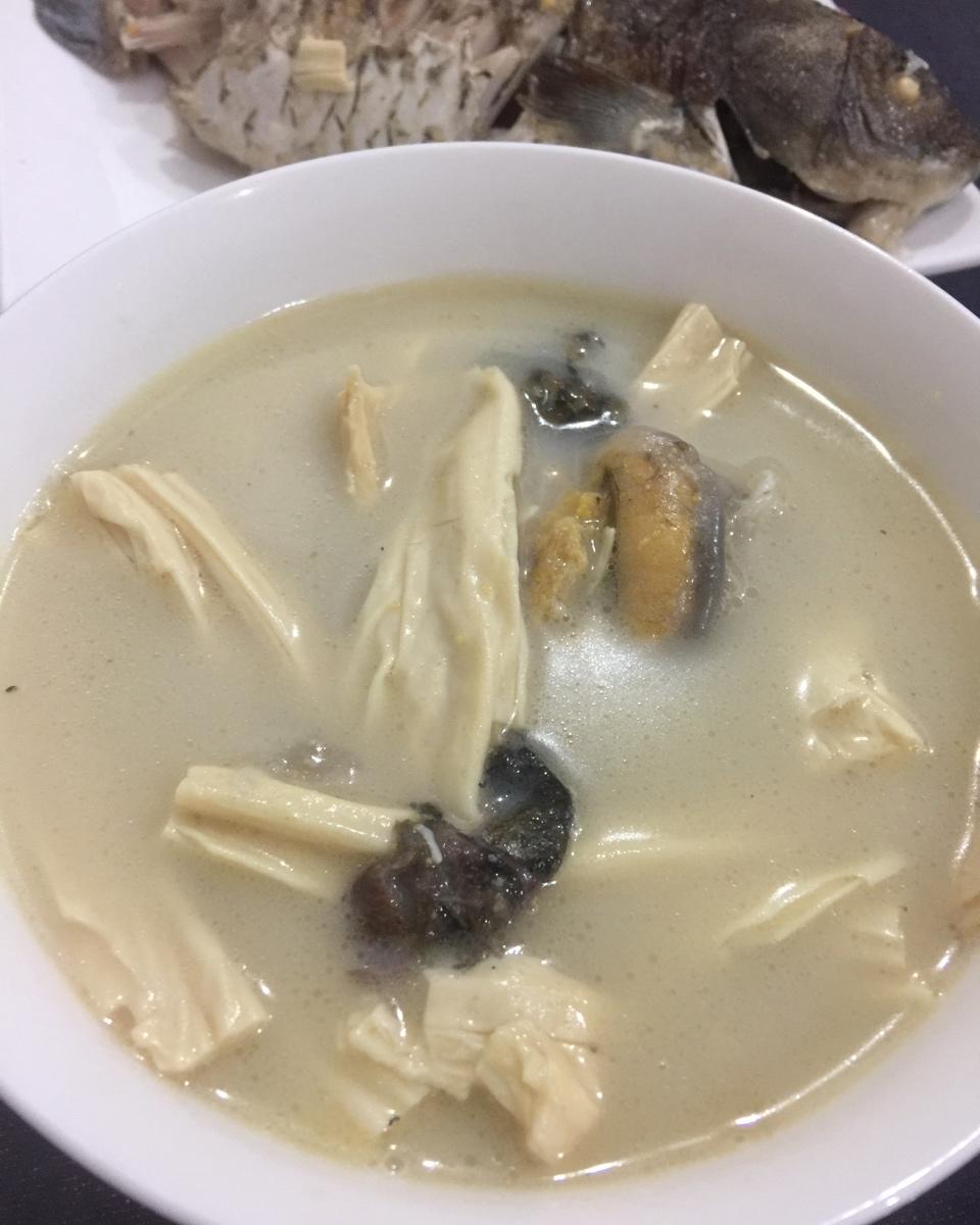 奶白鲫鱼汤（视频，只用10分钟）