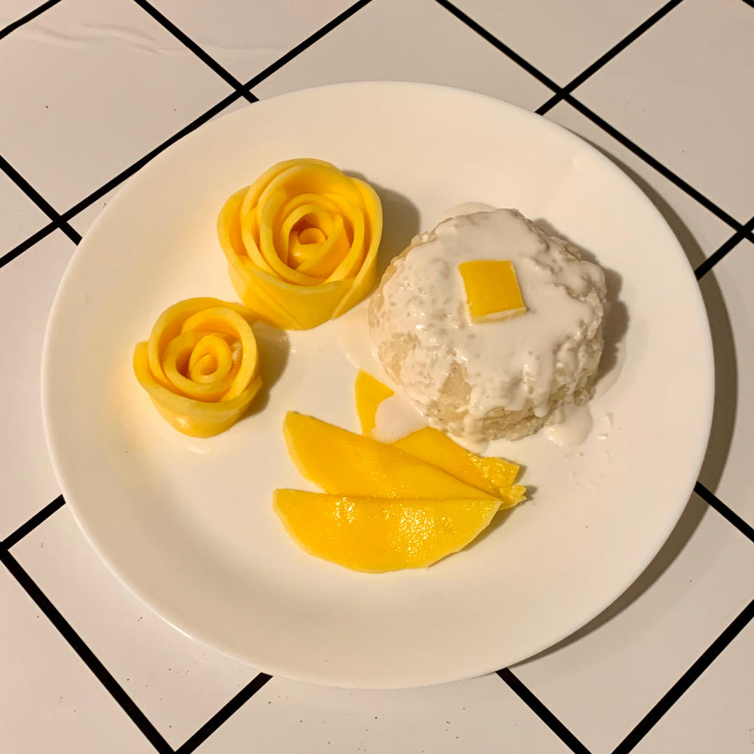 椰浆芒果糯米饭（附芒果玫瑰花做法）