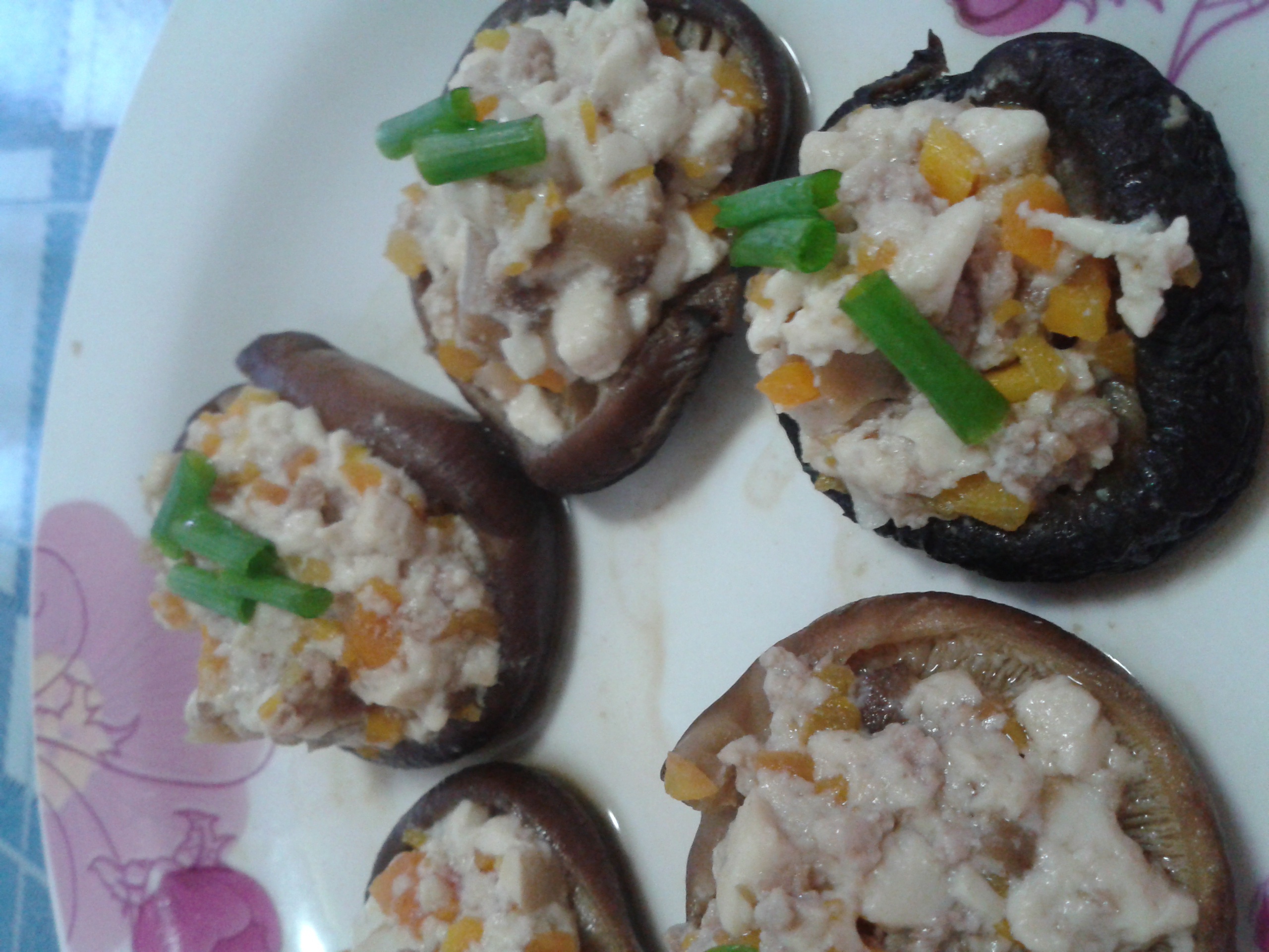 豆腐肉末酿香菇