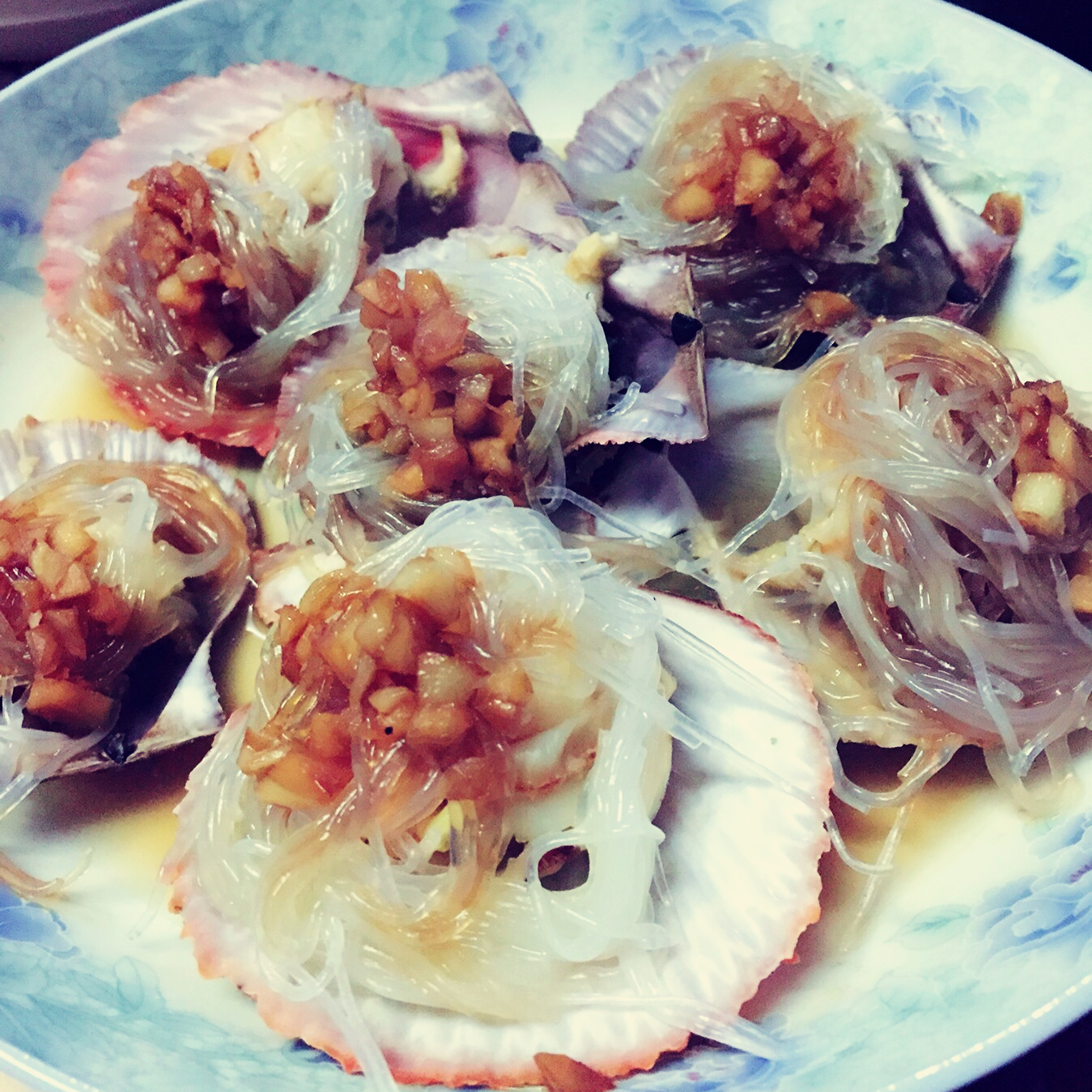 蒜蓉粉丝蒸扇贝