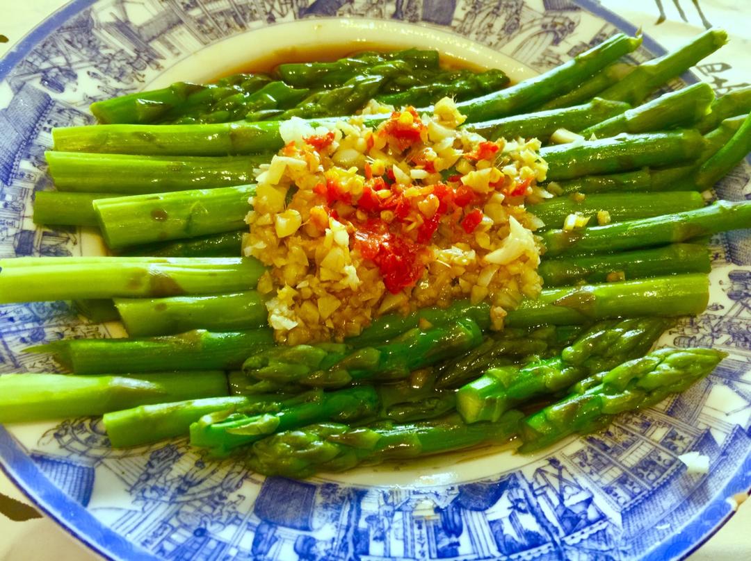 鲜味油淋芦笋