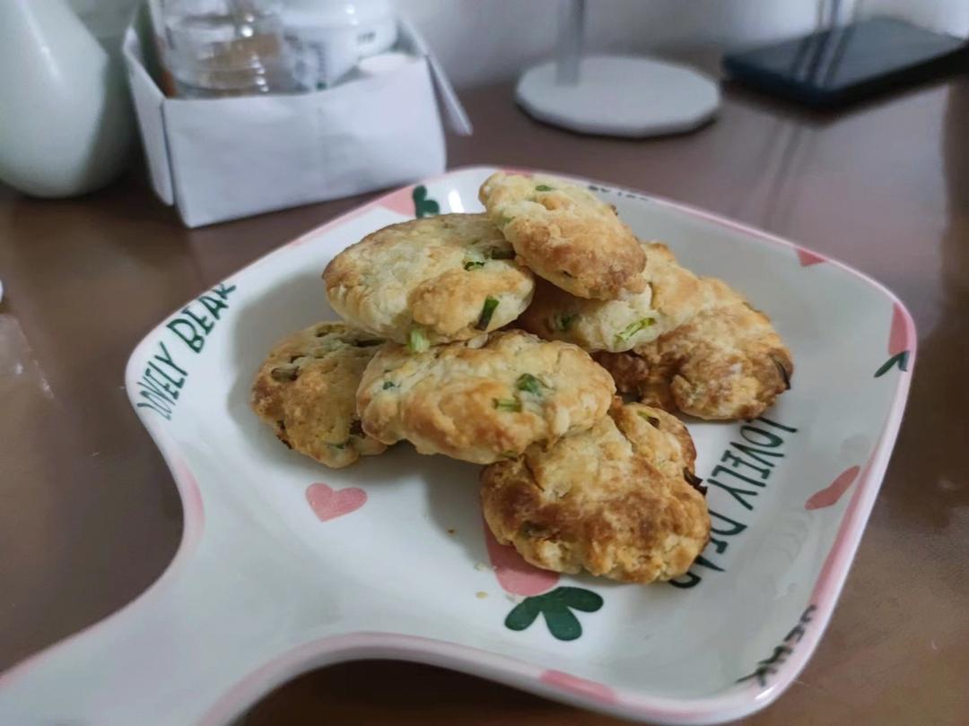 好吃又不油腻的葱花酥饼干