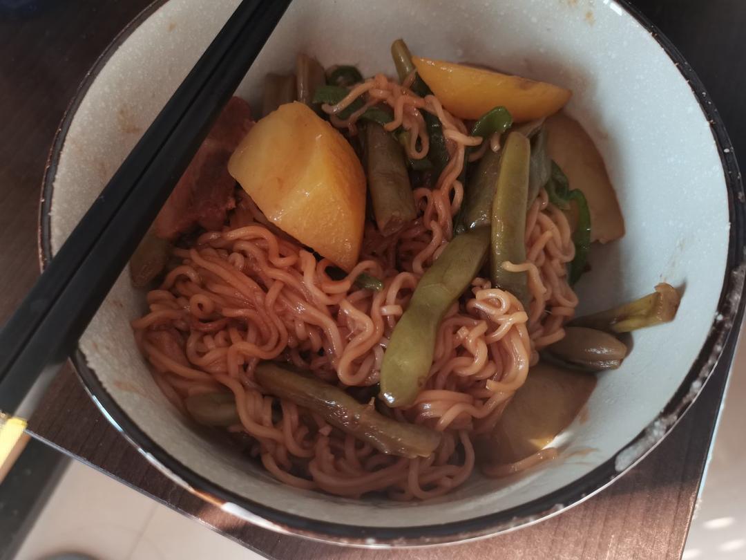 豆角焖面