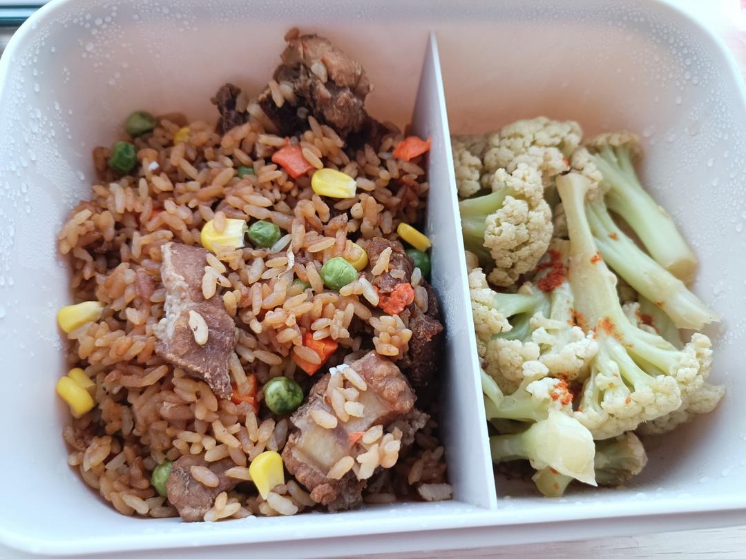 电饭锅版排骨焖饭