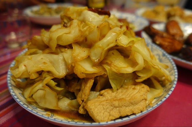 阿婆手撕包菜