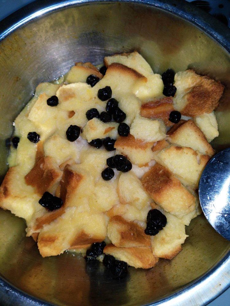 焗烤蔓越梅吐司布丁