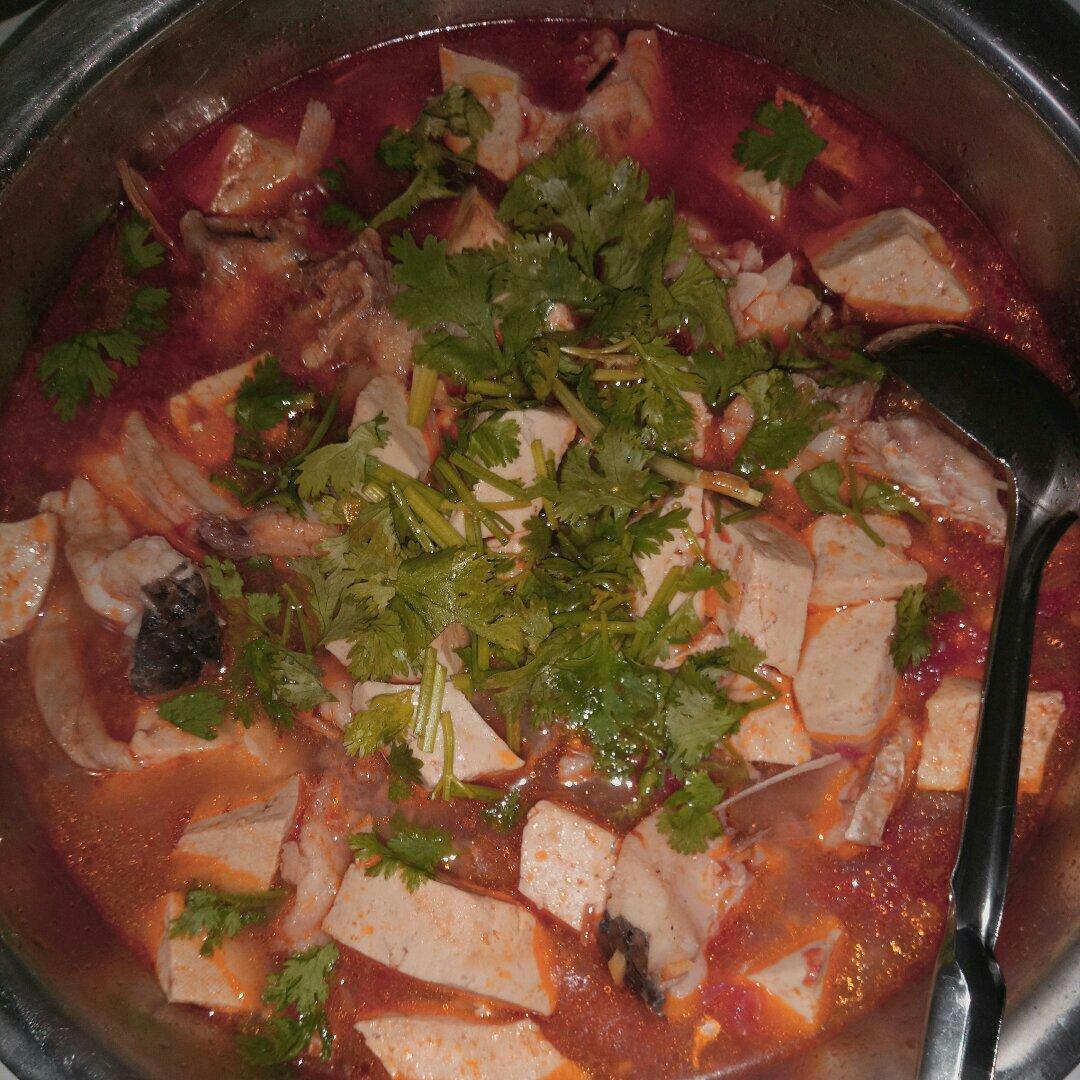 草鱼番茄豆腐汤