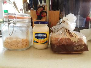 蛋黄酱➕肉松飞碟包的做法 步骤1