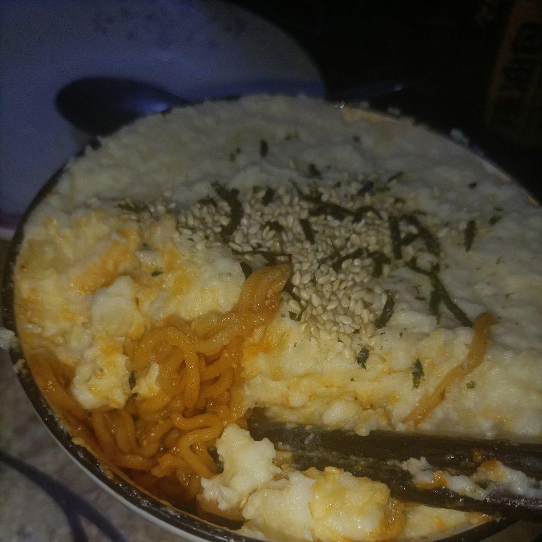 给闺蜜做饭系列🍱瀑布芝士土豆泥盖火鸡面上