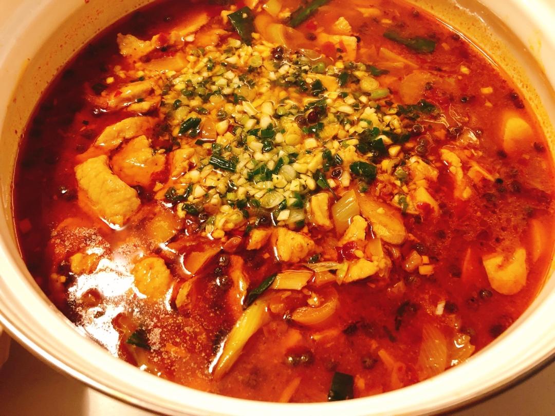 厨师长教你：“水煮肉片”的正宗做法，这味道真的很四川
