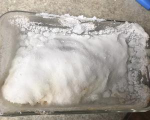 地狱厨房之盐焗绸鱼➕酱烧大葱配榛子碎的做法 步骤5