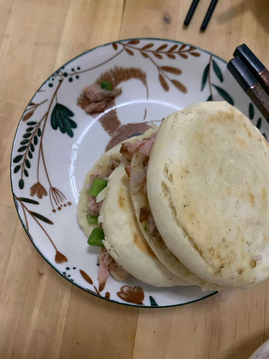 肉夹馍(白吉馍的制作)