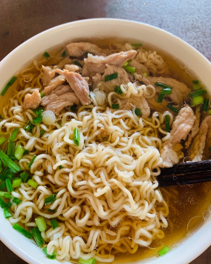 瘦肉汤面