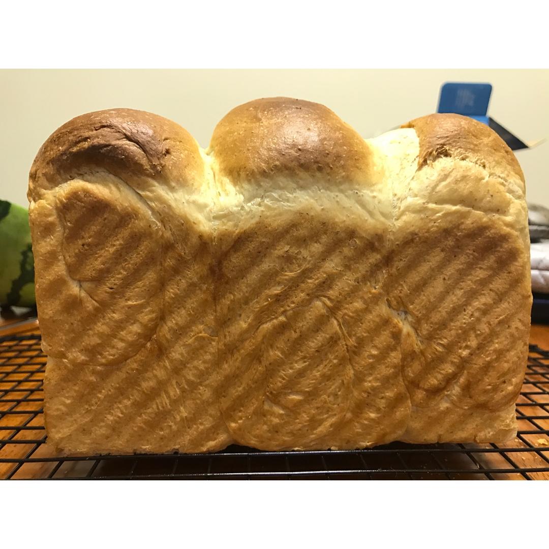 超软全麦北海道吐司