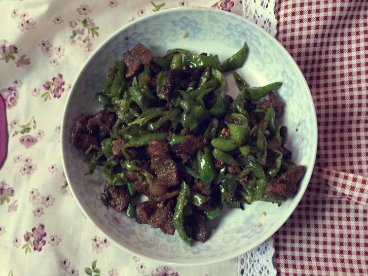 孜然青椒炒肉