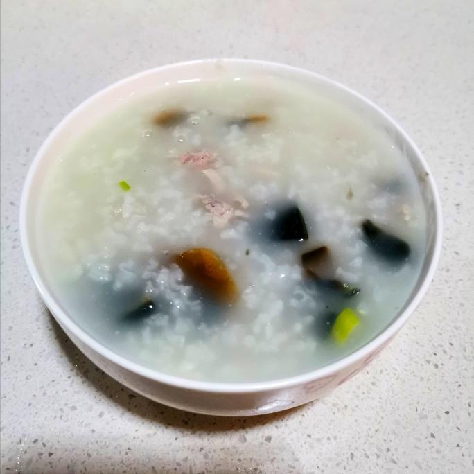 皮蛋瘦肉粥