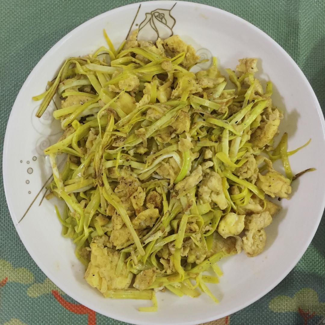 蒜黄炒蛋