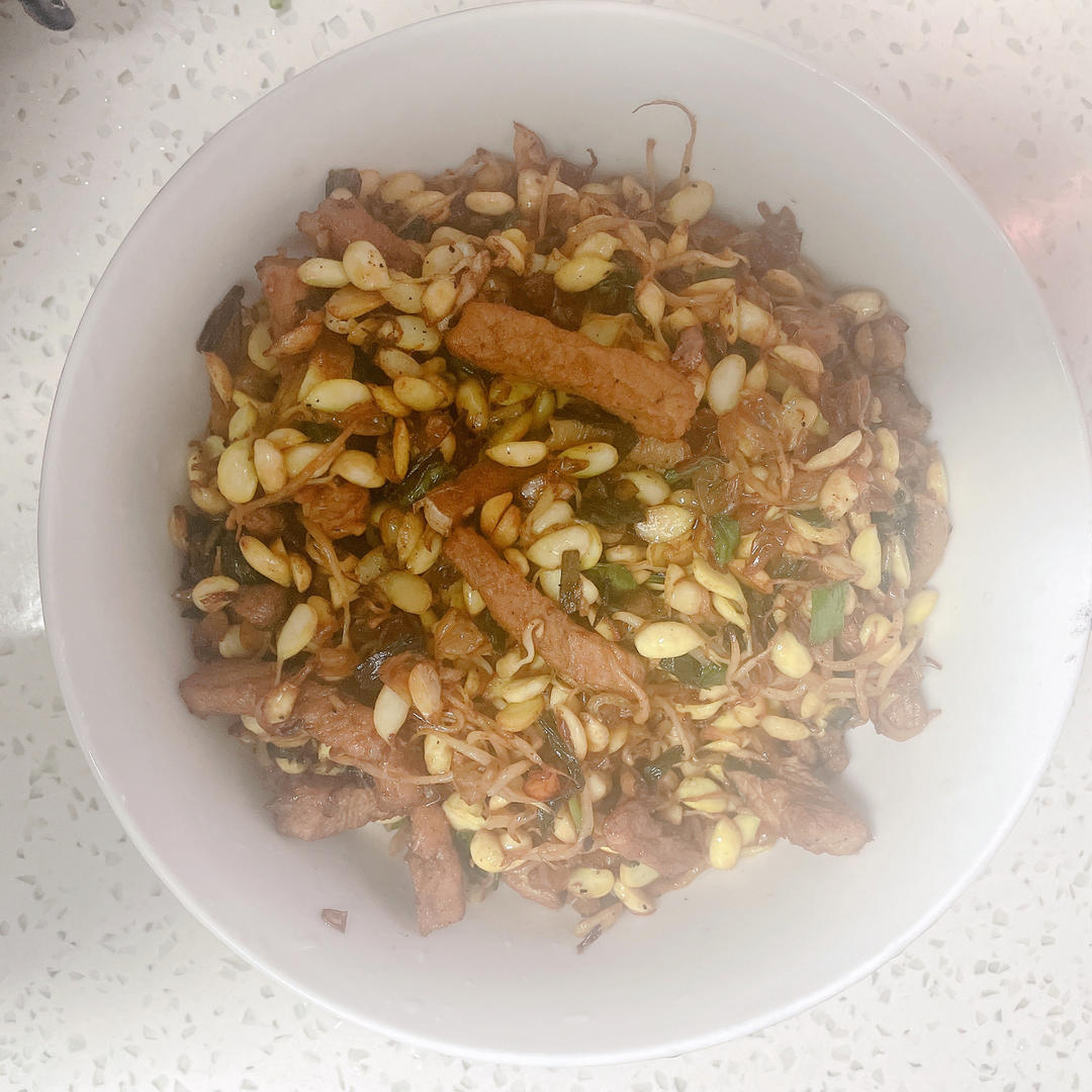 豆芽炒肉丝