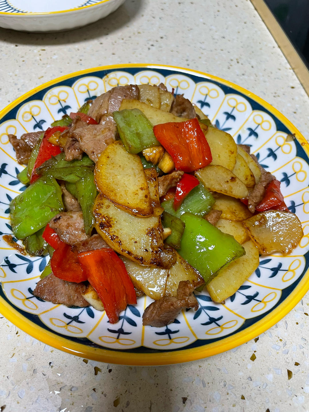 五花肉干煎土豆