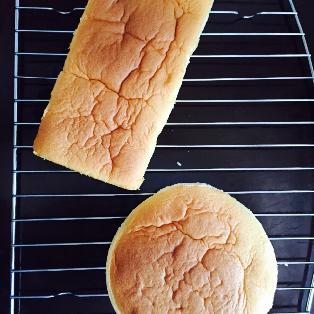 超软的~酸奶蛋糕