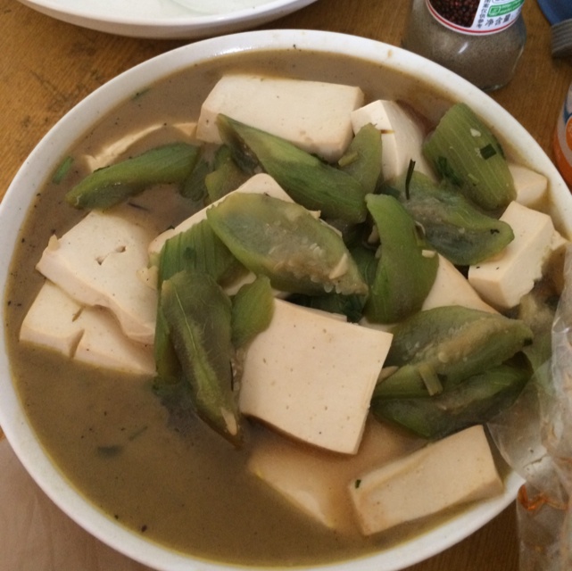 丝瓜焖豆腐