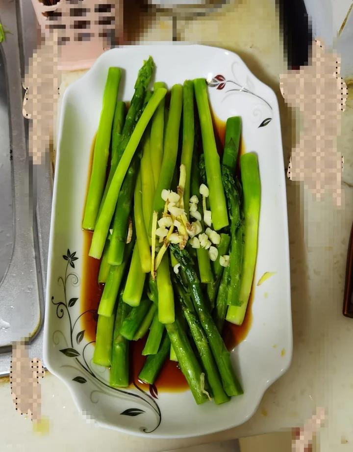 鲜味油淋芦笋