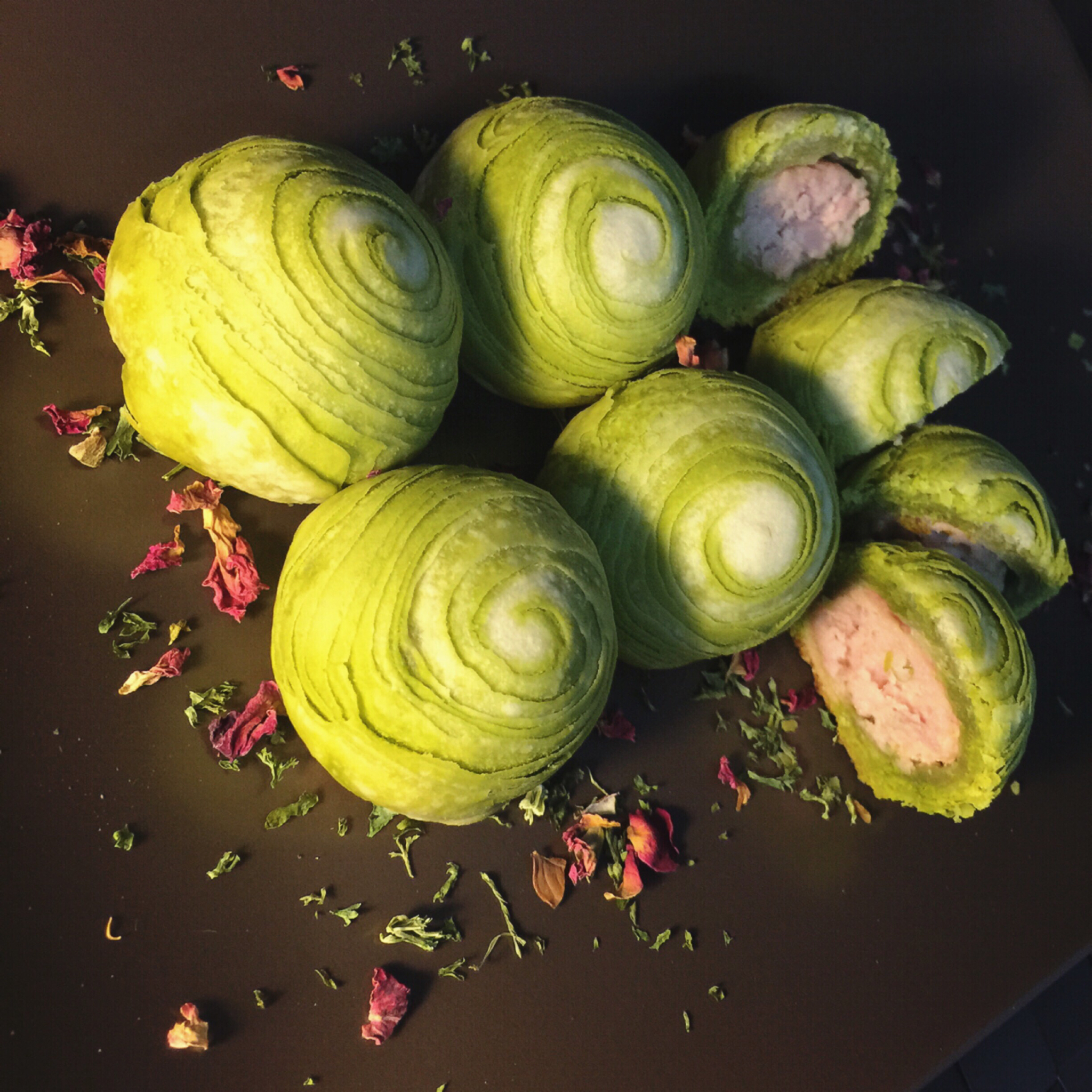 蛋黄酥~紫薯、抹茶、原味~花好月圆，中秋快乐~内附一次做六色蛋黄酥方法~