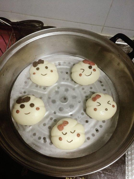 《Tinrry+》美姬老师教你做可爱云朵造型馒头