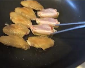 “轻”爱妈妈+盐煎鸡翅（不用油做的快手菜）的做法 步骤9