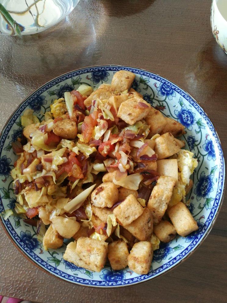 超级简单好吃的炒馒头（搞定营养丰富早餐）