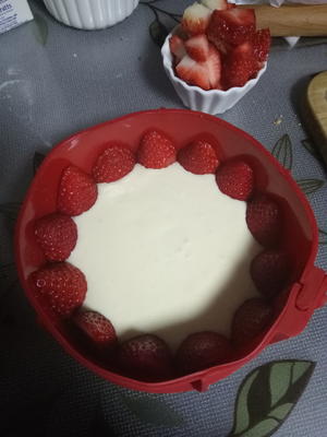 超简单的草莓芝士蛋糕的做法 步骤9