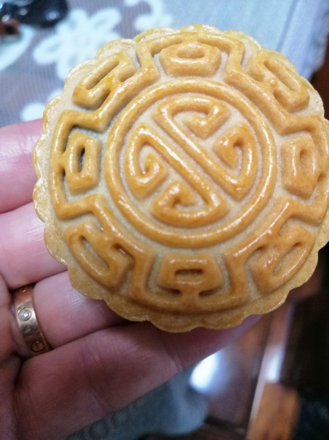 川酥五仁月饼（内附五仁馅做法）