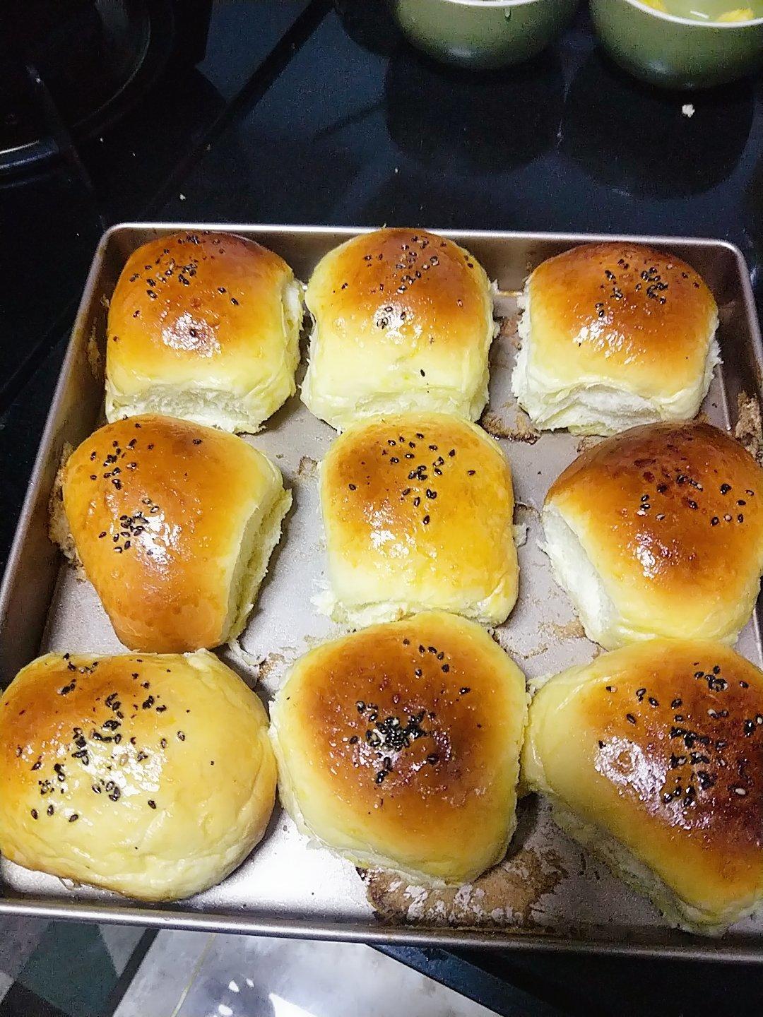 新手一发：奶香小面包