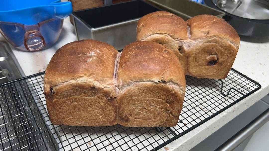 吴克己的红酒葡萄干吐司