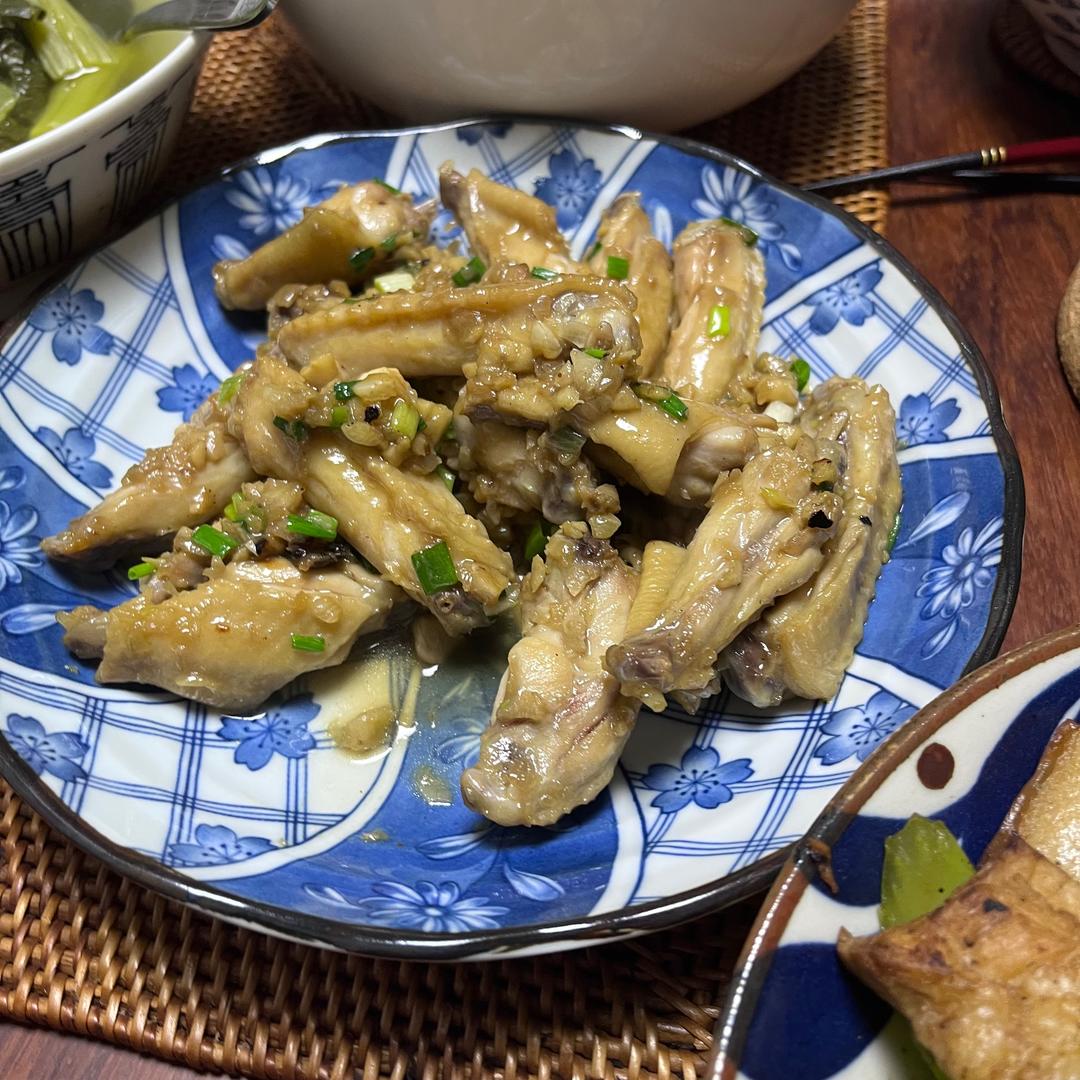 盐焗沙姜鸡翅的做法