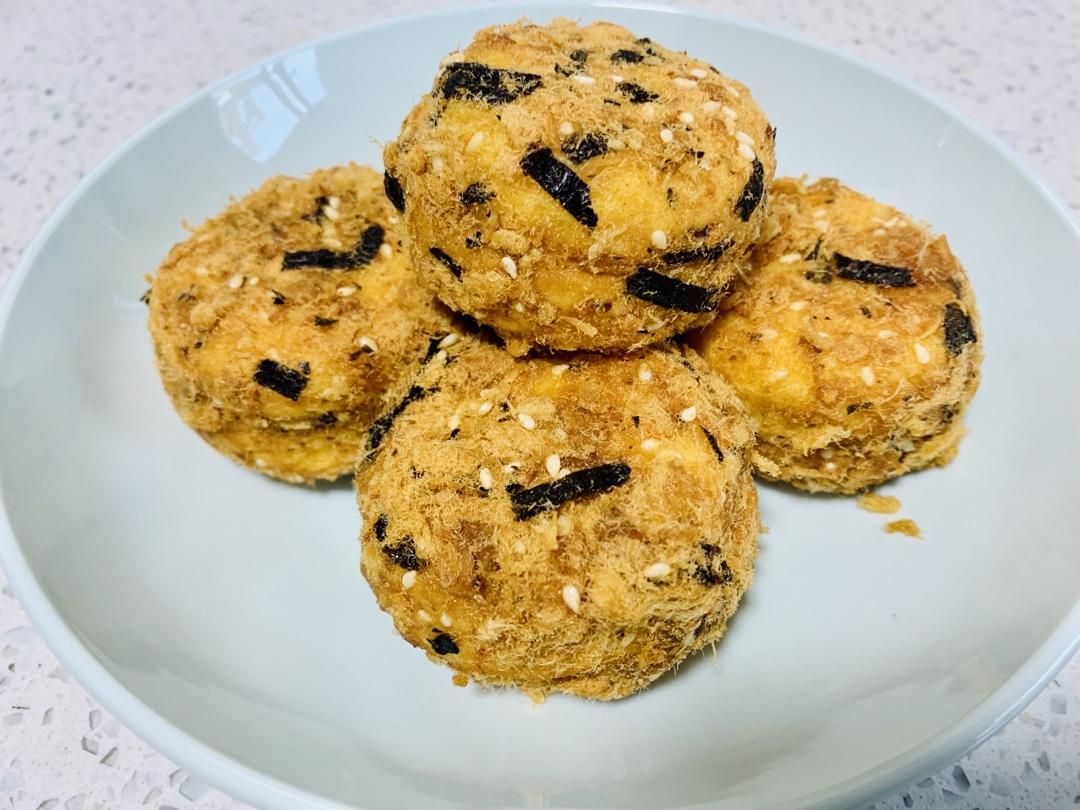 肉松小贝                 完胜鲍师傅