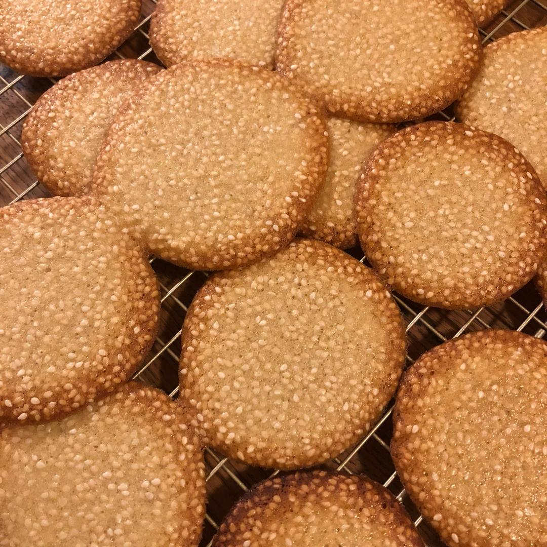 芝麻薄脆蛋白饼干