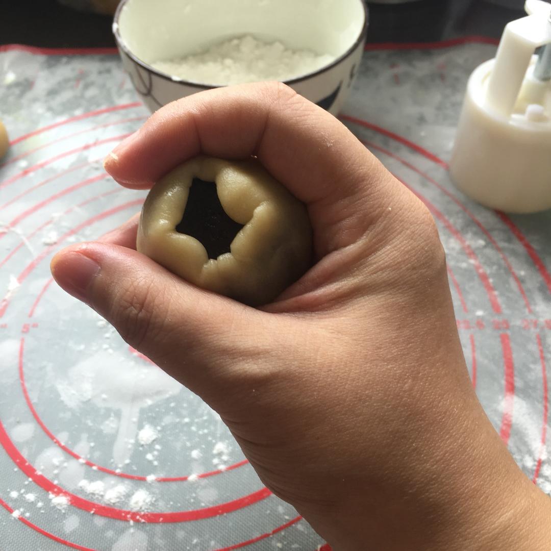 广式月饼——莲蓉蛋黄月饼（63克）