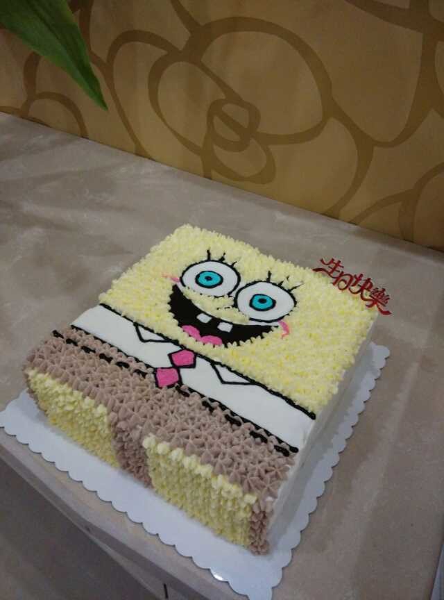 奶油水果装饰蛋糕