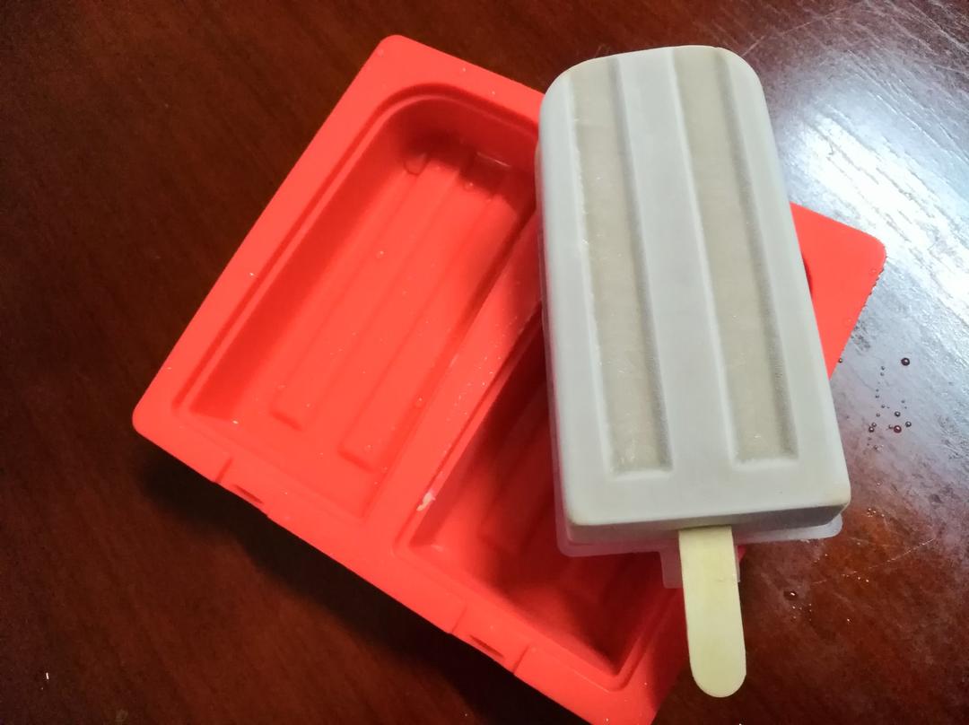 巧克力乳酪雪糕