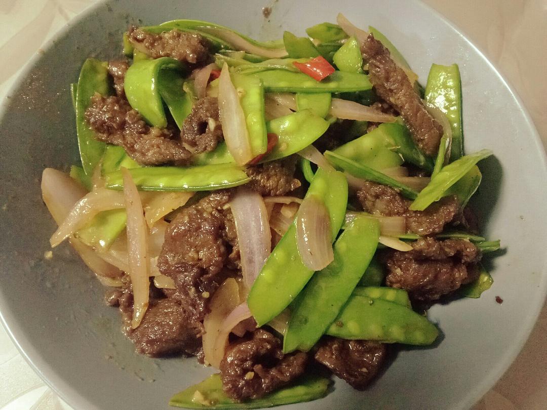 蒜香牛肉荷兰豆 Mongolian Beef